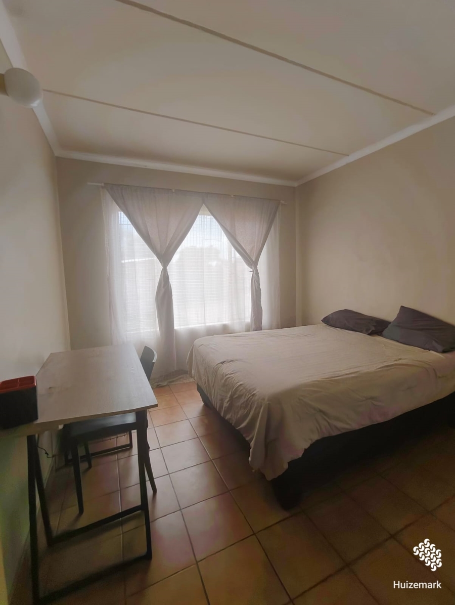 2 Bedroom Property for Sale in Vaalpark Free State